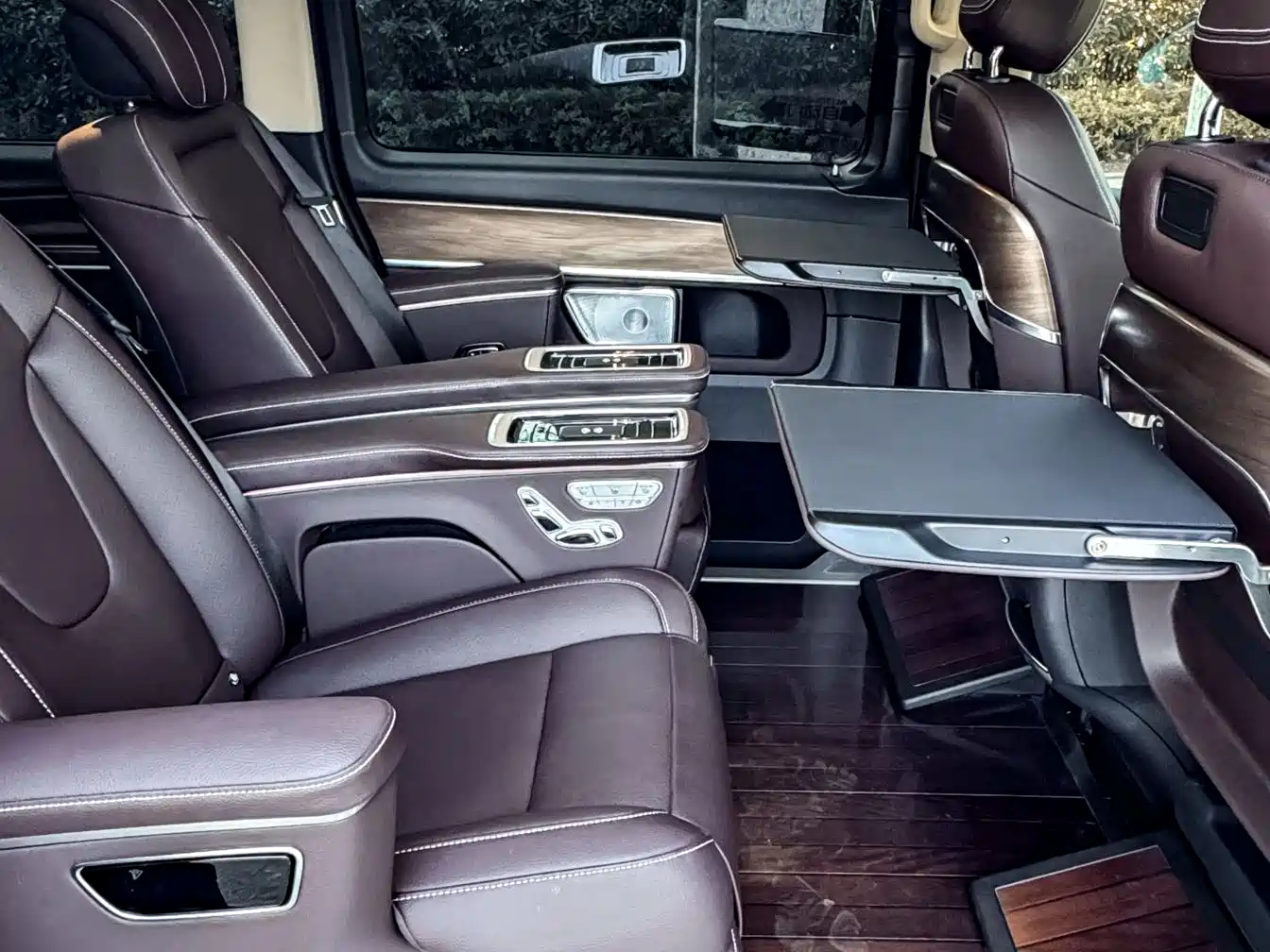 MERCEDES-BENZ V CLASS