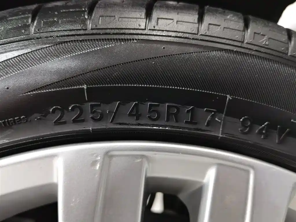 Volkswagen Sagitar 2018 280TSI DSG Spark Edition фото 24