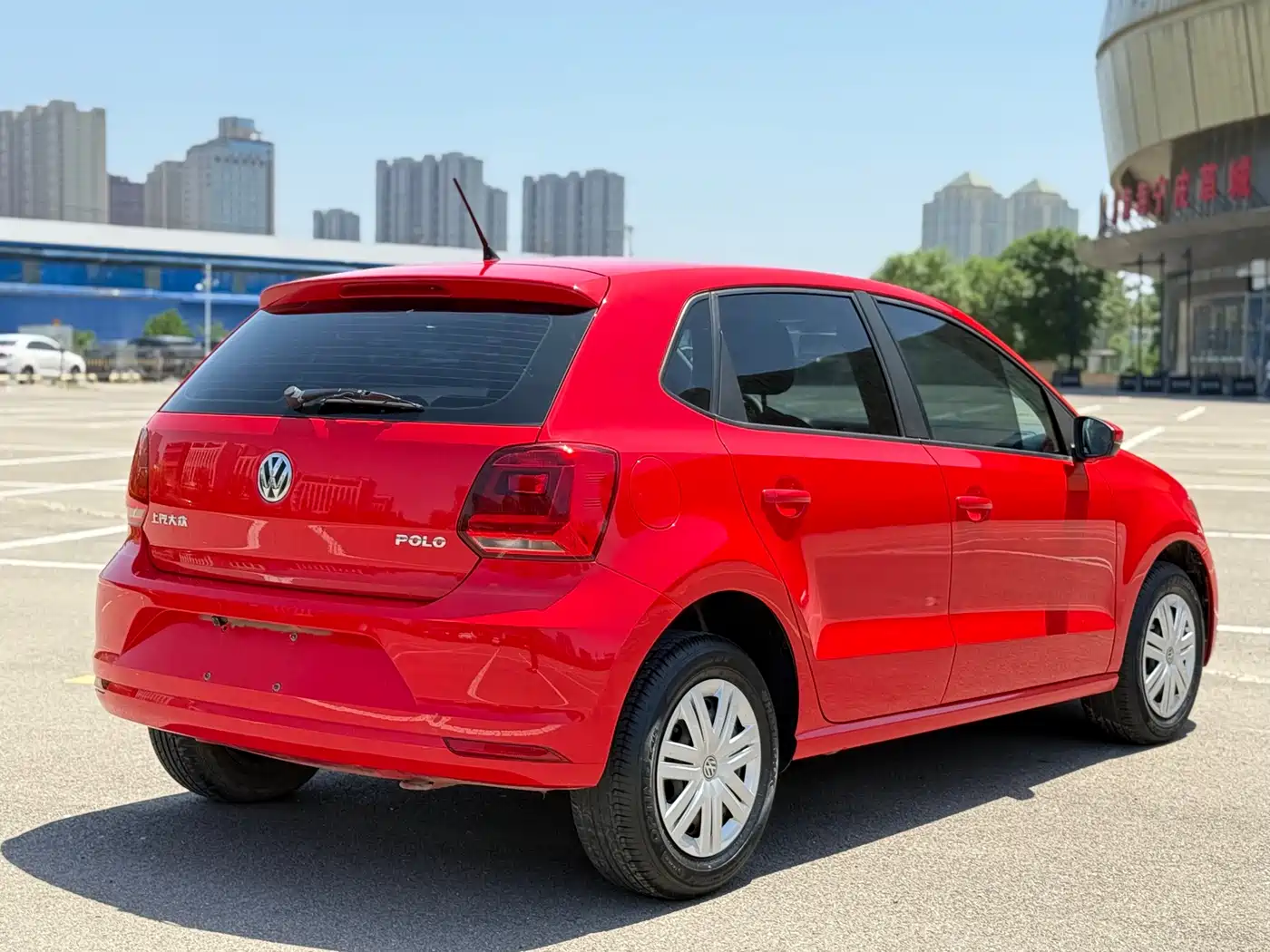 Volkswagen Polo 2016 1.4L Automatic Trend фото 7