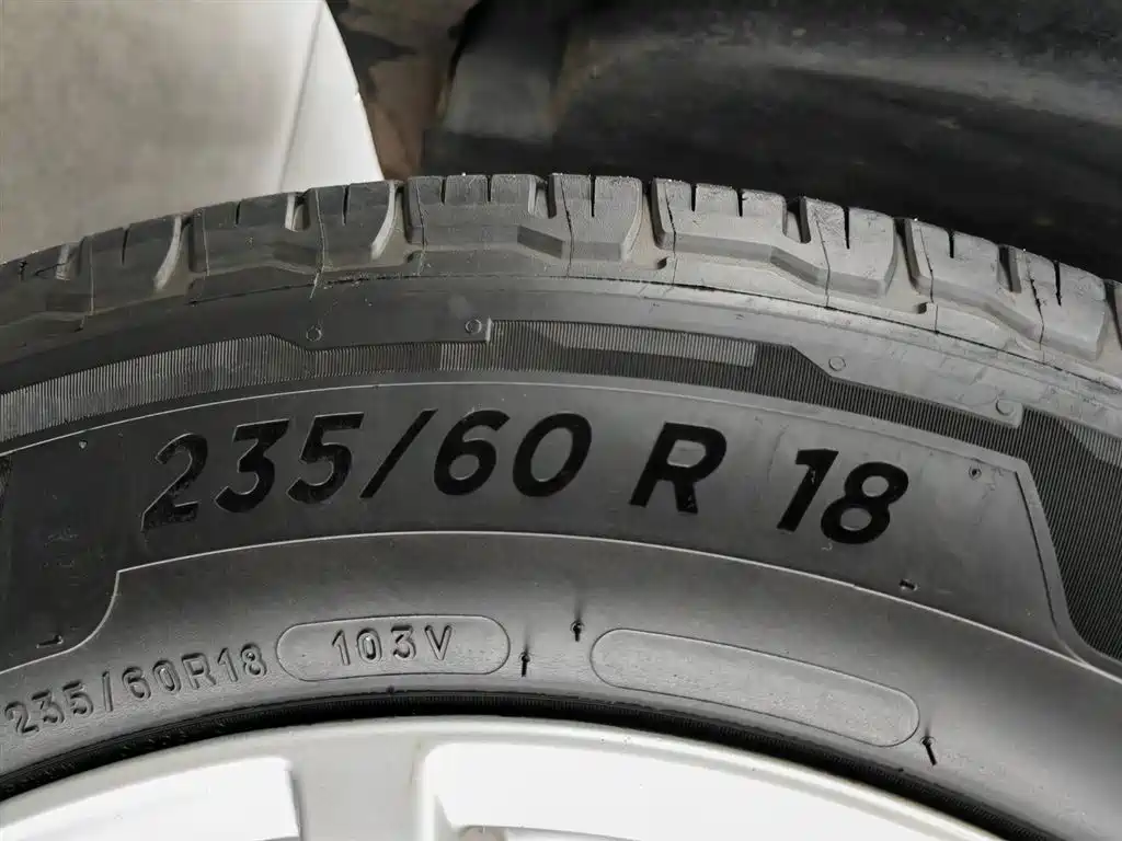Audi Q5 2012 2.0TFSI Comfort фото 24
