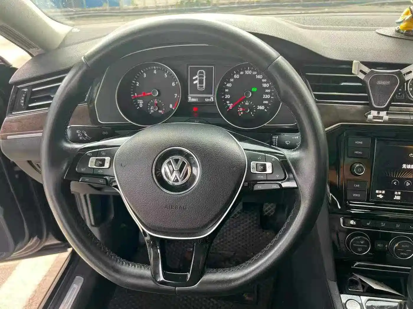 Volkswagen Magotan 2019 330TSI DSG Luxury Class China VI фото 9