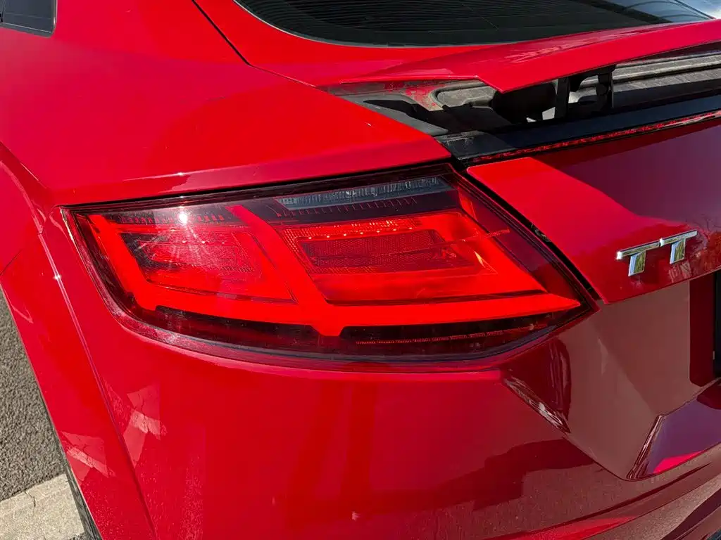 Audi TT 2015 TT Coupe 45 TFSI фото 10