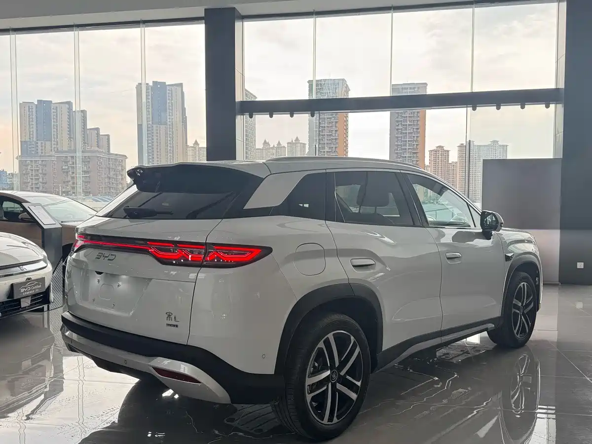 BYD Song L DM-i 2026 2026 DM-i Smart Edition 130KM Superior