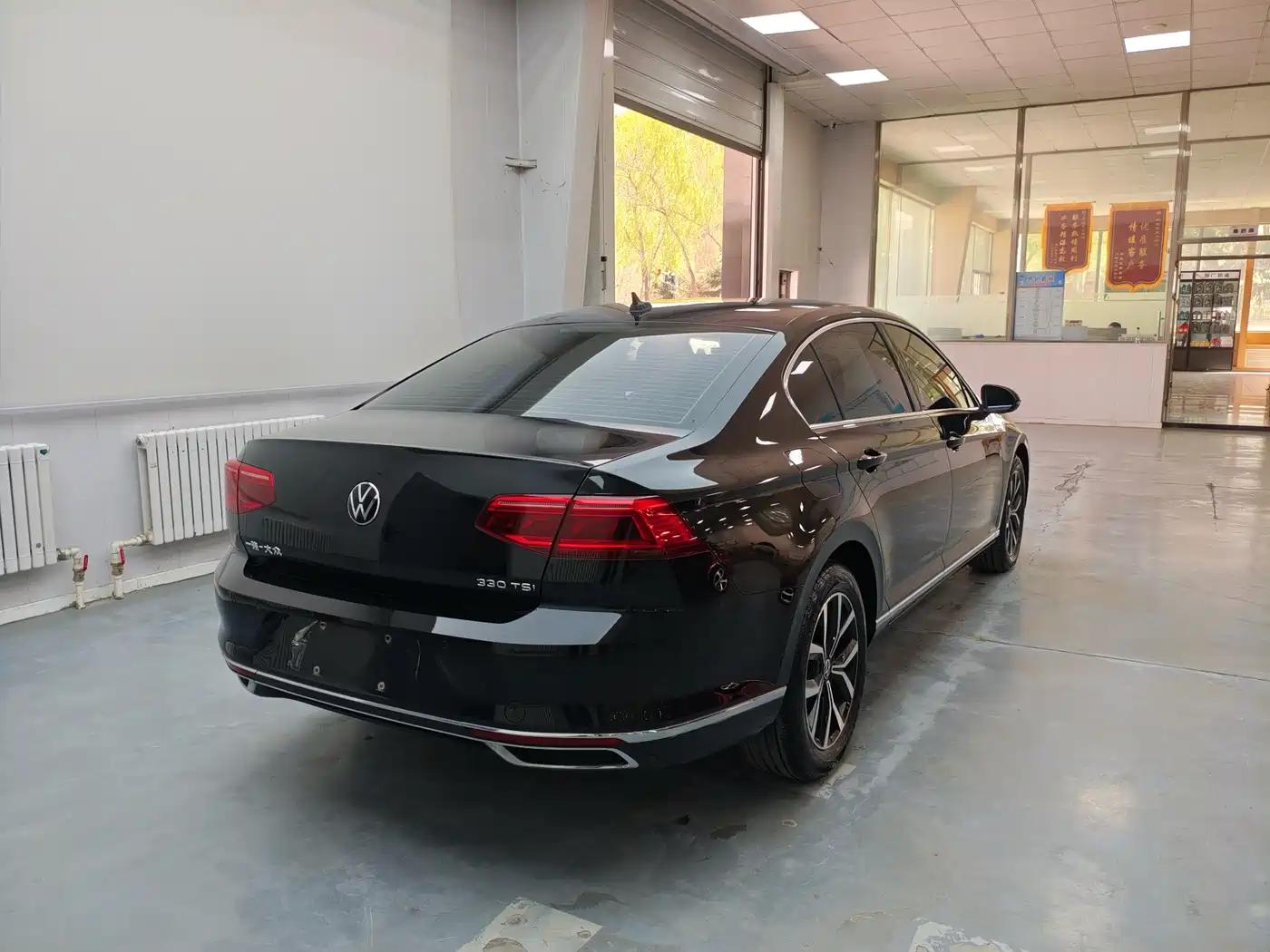 Volkswagen Magotan 2020 330TSI DSG Leading фото 4
