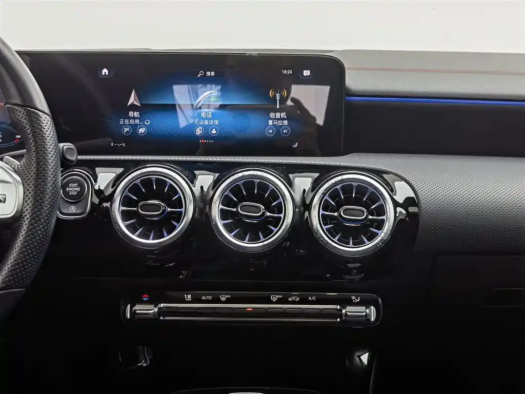 Mercedes-Benz CLA (Import) 2023 CLA 200 Shooting Brake фото 12