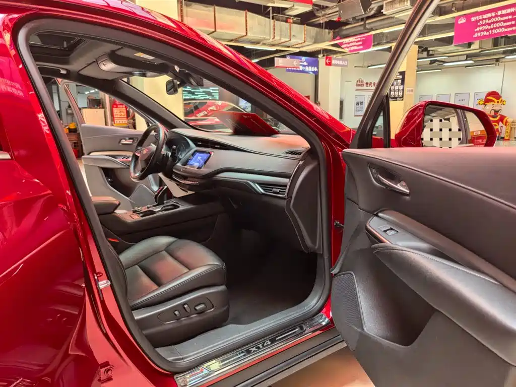 Cadillac XT4 2021 28T FWD Luxury Edition фото 9