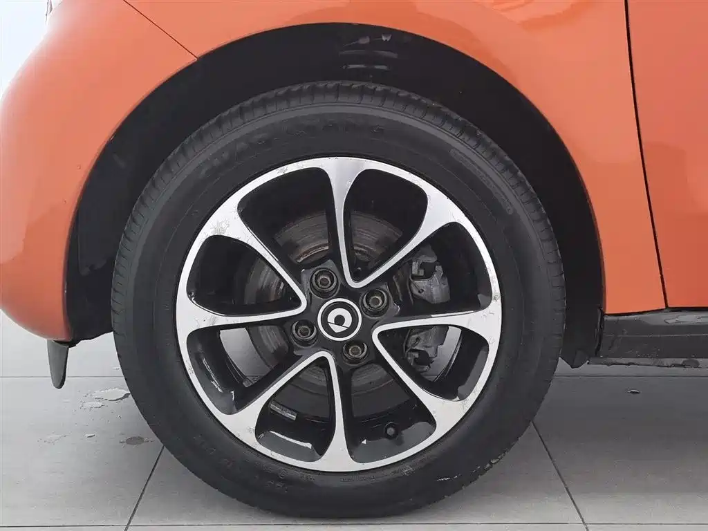 smart forfour 2016 1.0L 52kW Passion Edition фото 17