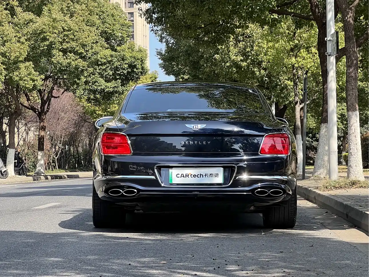 BENTLEY FLYING SPUR PLUG-IN HYBRID