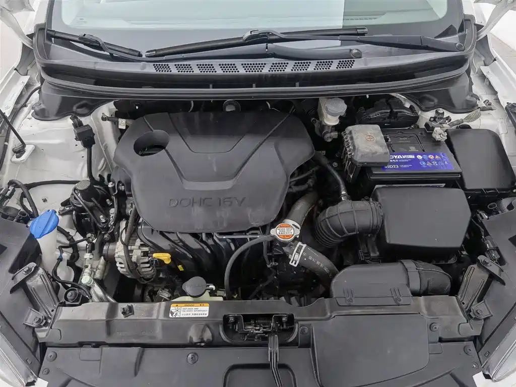 Hyundai Langdong 2016 1.6L Automatic Smart Edition фото 6