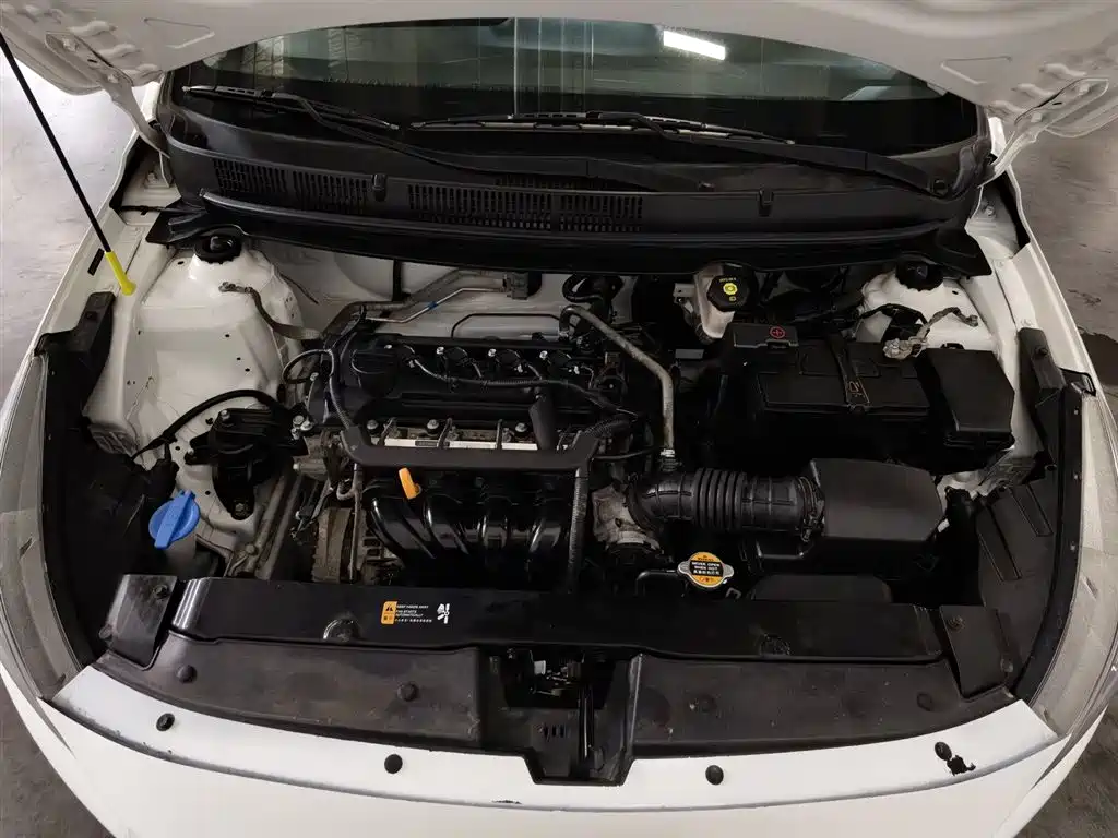Hyundai Verna 2017 1.4L Manual Color Edition (China V) фото 6