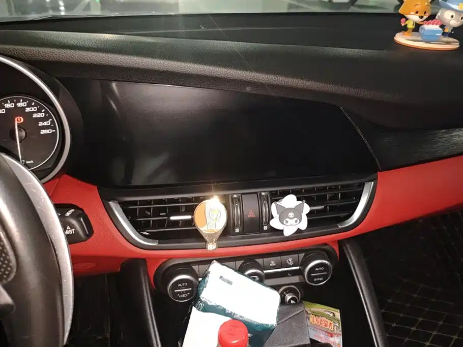 Alfa Romeo Giulia 2021 2020 2.0T 280HP Luxury Edition