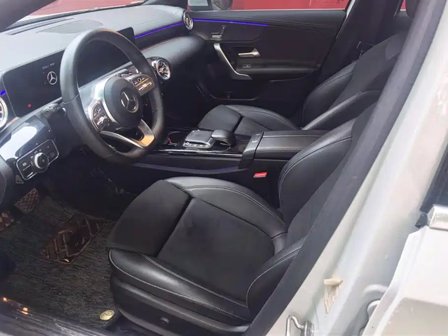 Mercedes-Benz A-Class 2020 Facelift A 200 L Sport Sedan Fashion фото 9