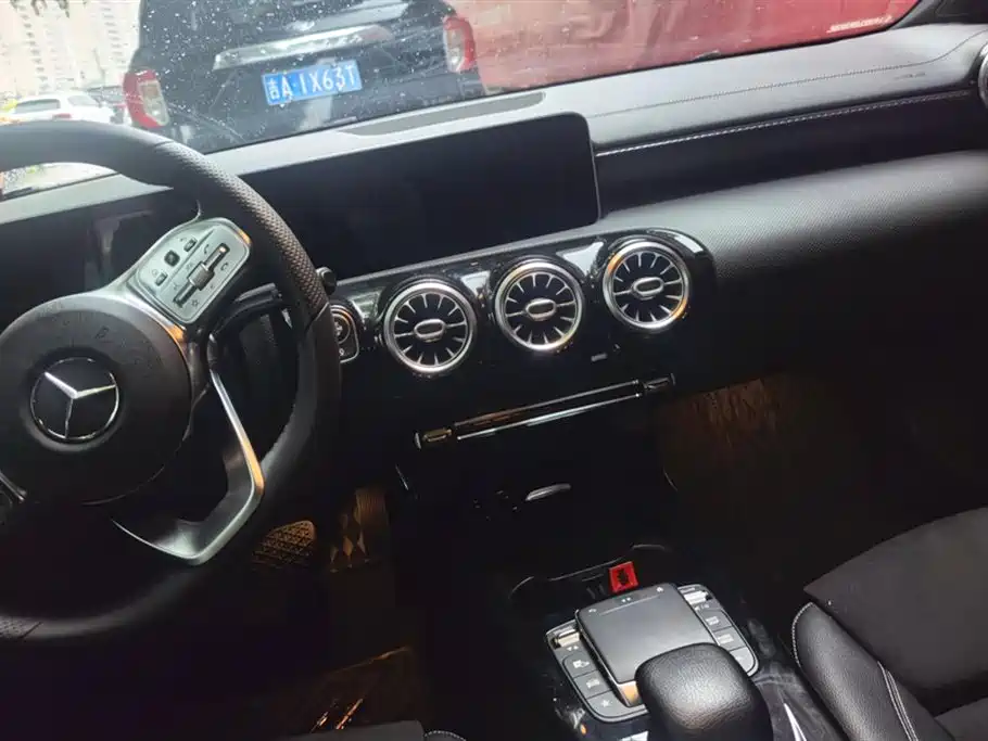 Mercedes-Benz A-Class 2020 Facelift A 200 L Sport Sedan Fashion фото 13