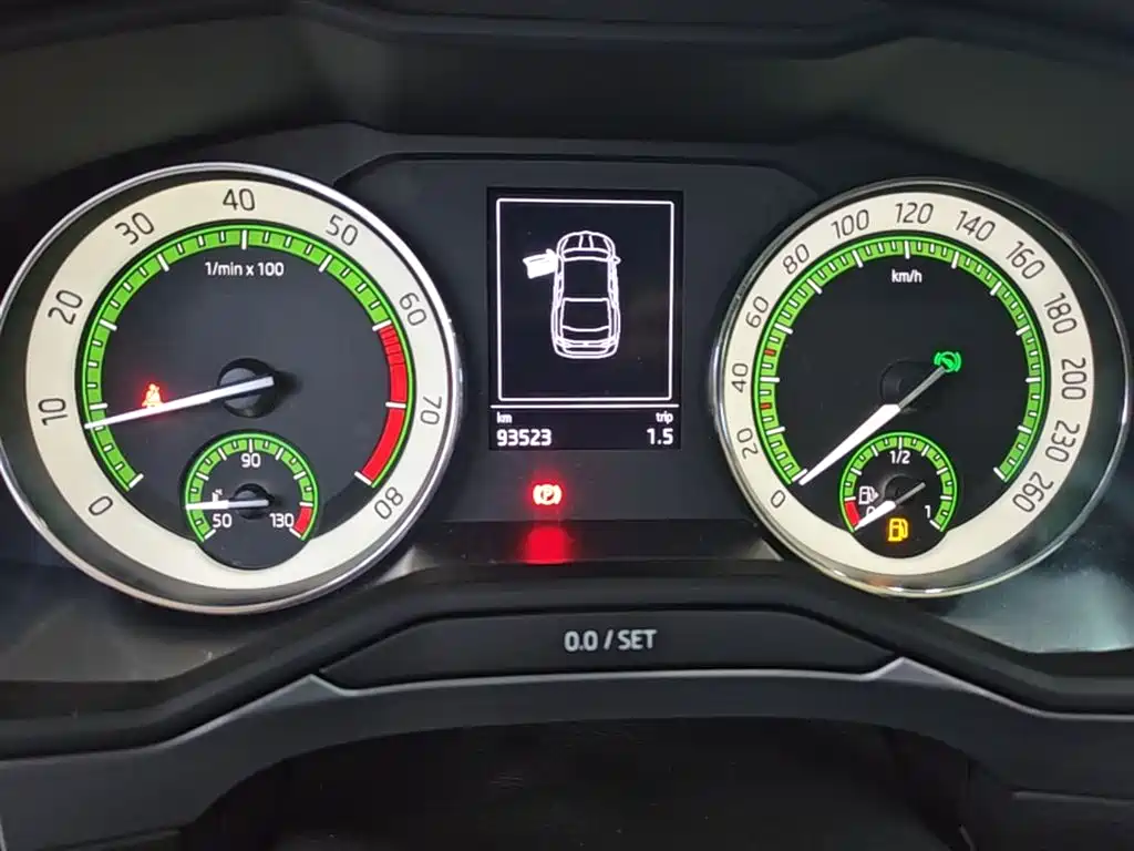 Škoda Superb 2018 TSI330 DSG Comfort Edition China V фото 12