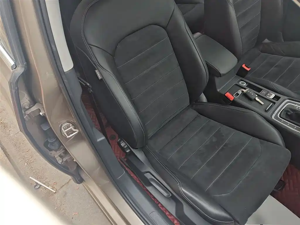 Volkswagen Golf 2019 280TSI DSG Luxury (China V) фото 19
