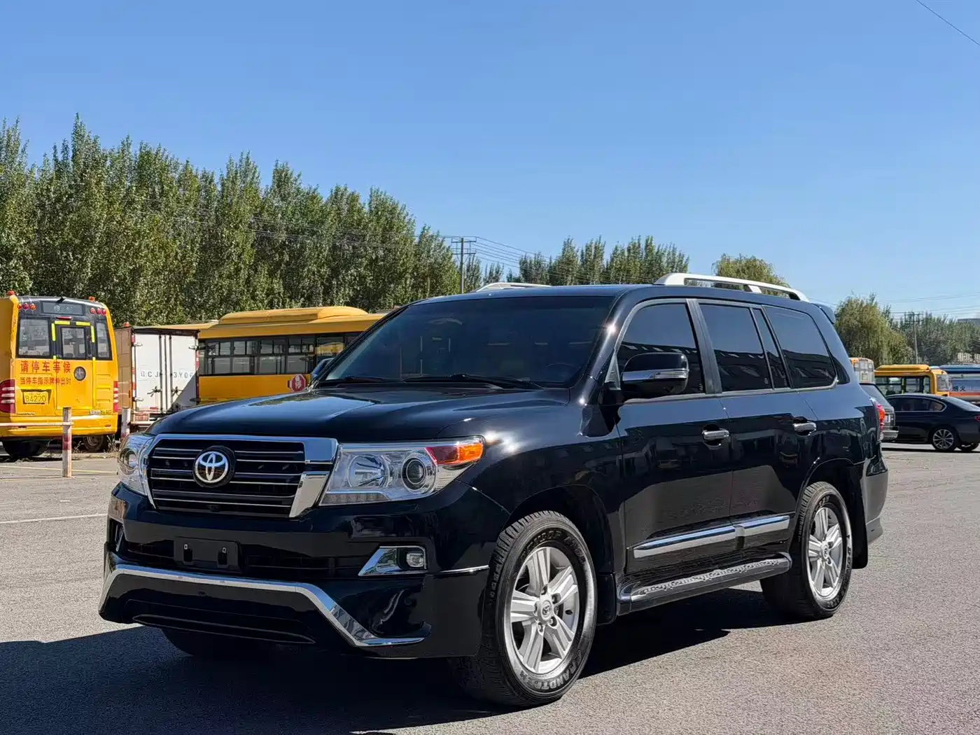 صورة 1 - Toyota Land Cruiser (Import)
