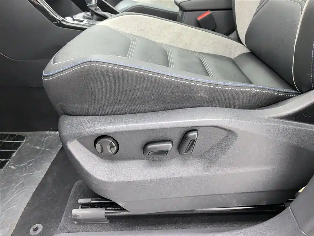 Volkswagen Tayron GTE Plug-in Hybrid 2020 Model 1.4T Luxury фото 20