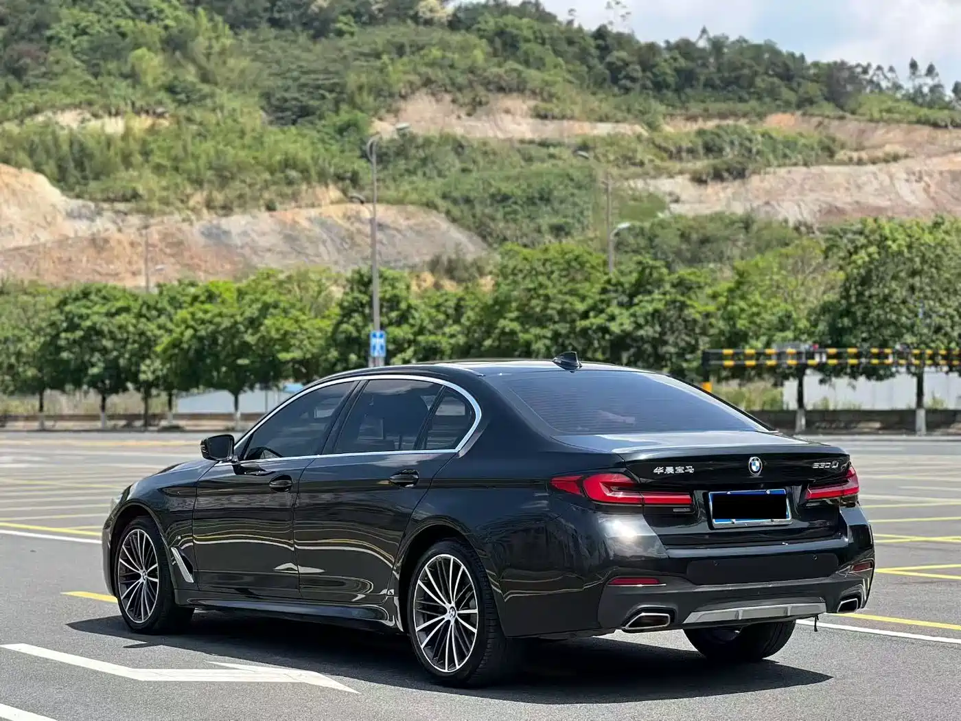 BMW 5 Series 2021 Facelift 530Li Leading M Sport Package фото 5
