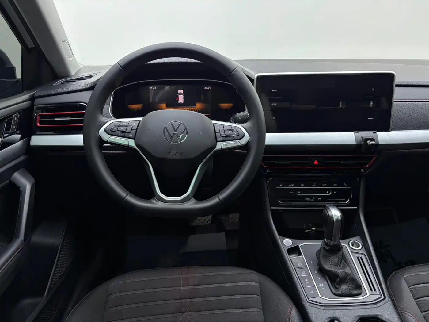 Volkswagen Lavida 2023 Model 280TSI DSG Starlight Eternal Edition фото 6