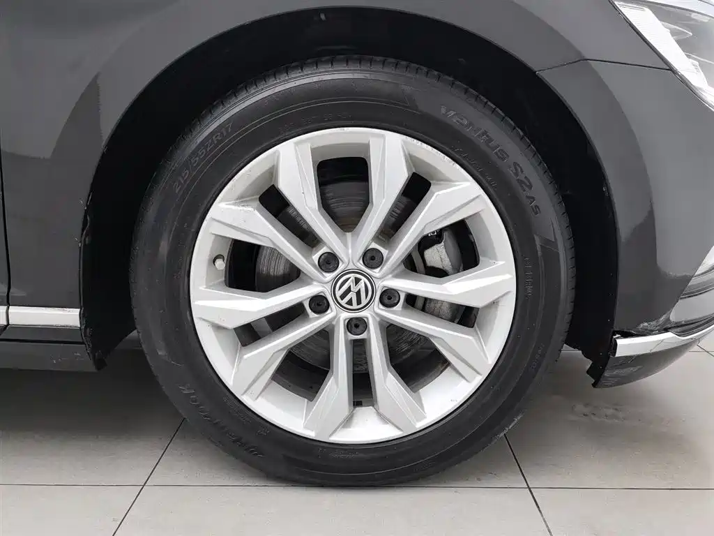 Volkswagen Magotan 2019 380TSI DSG Luxury Class China VI фото 17