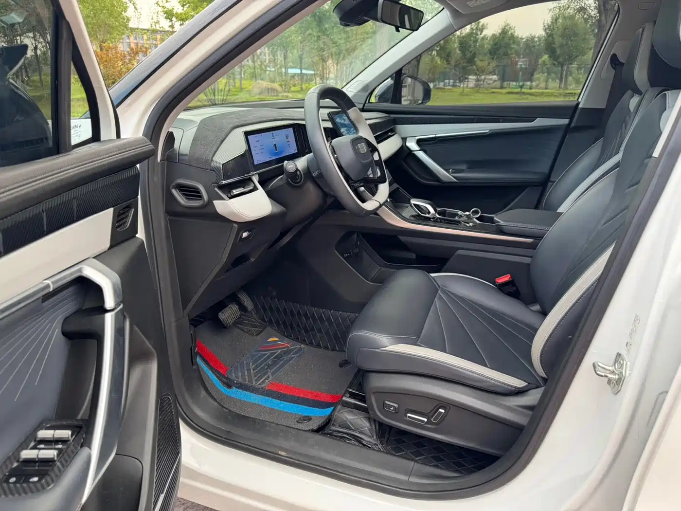 Geely Boyue L 2023 2023 1.5TD DCT Glory Edition