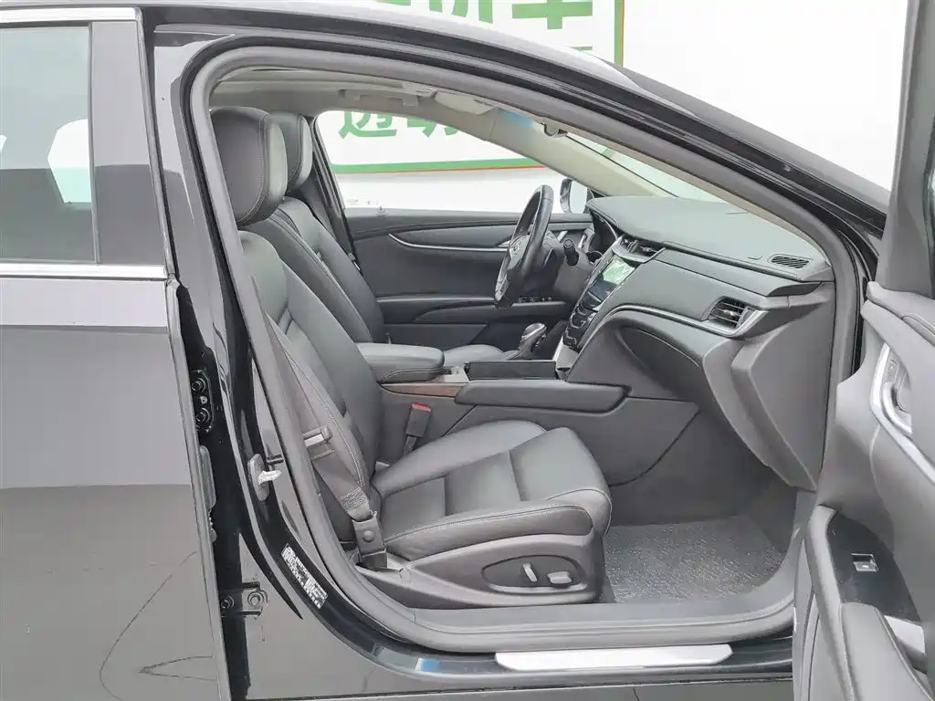 Cadillac XTS 2018 28T Technology фото 23
