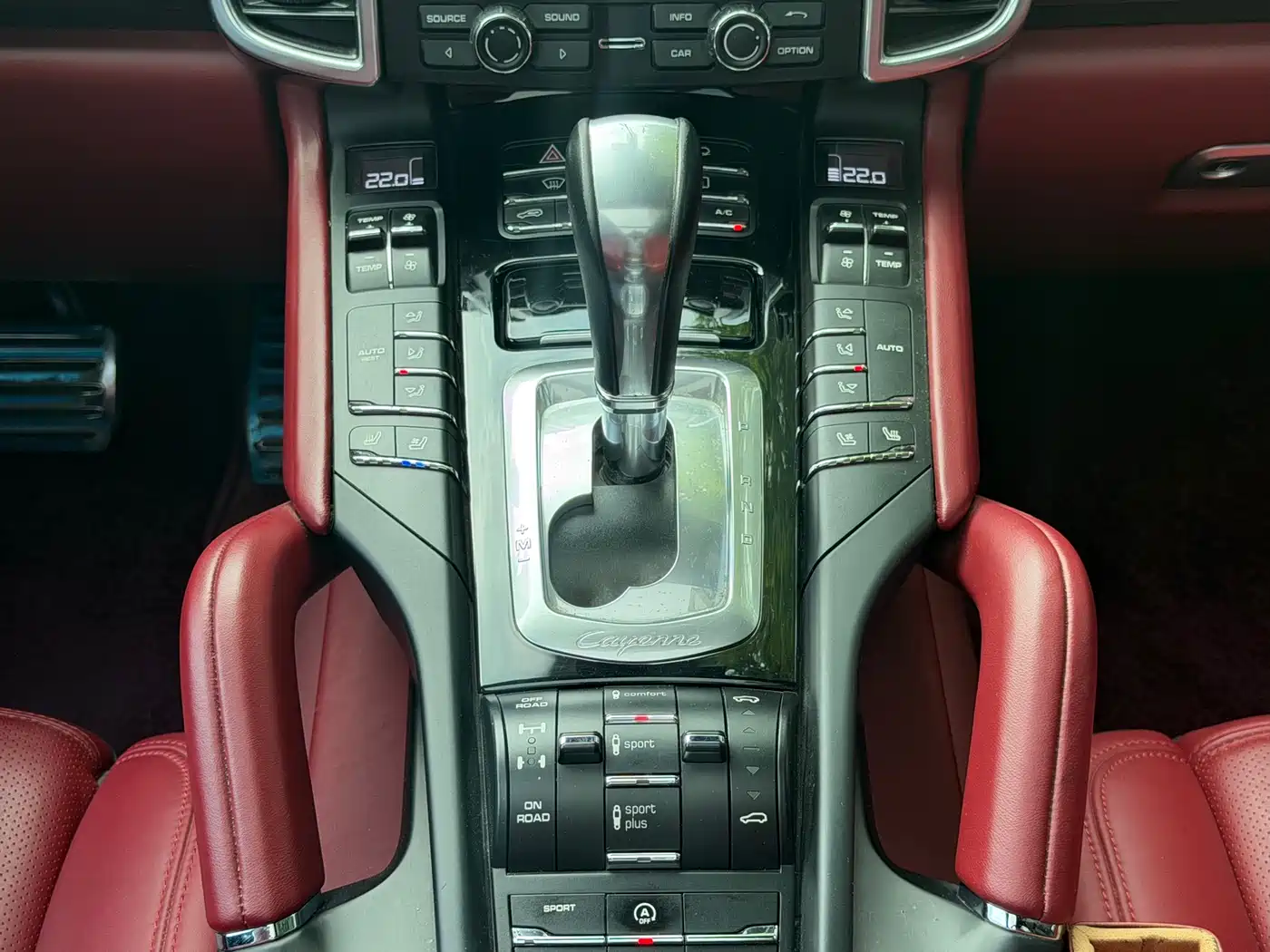 Porsche Cayenne 2015 Cayenne 3.0T фото 12
