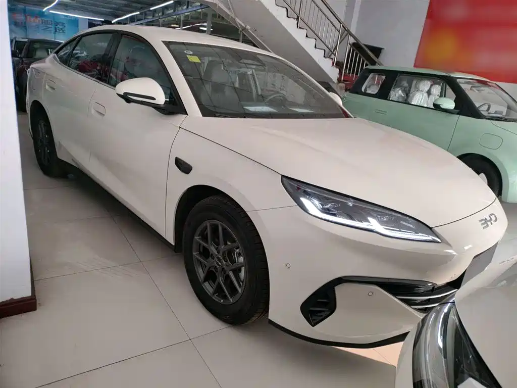 BYD Seal 06 New Energy 2025 DM-i Smart Drive 80KM Luxury фото 4