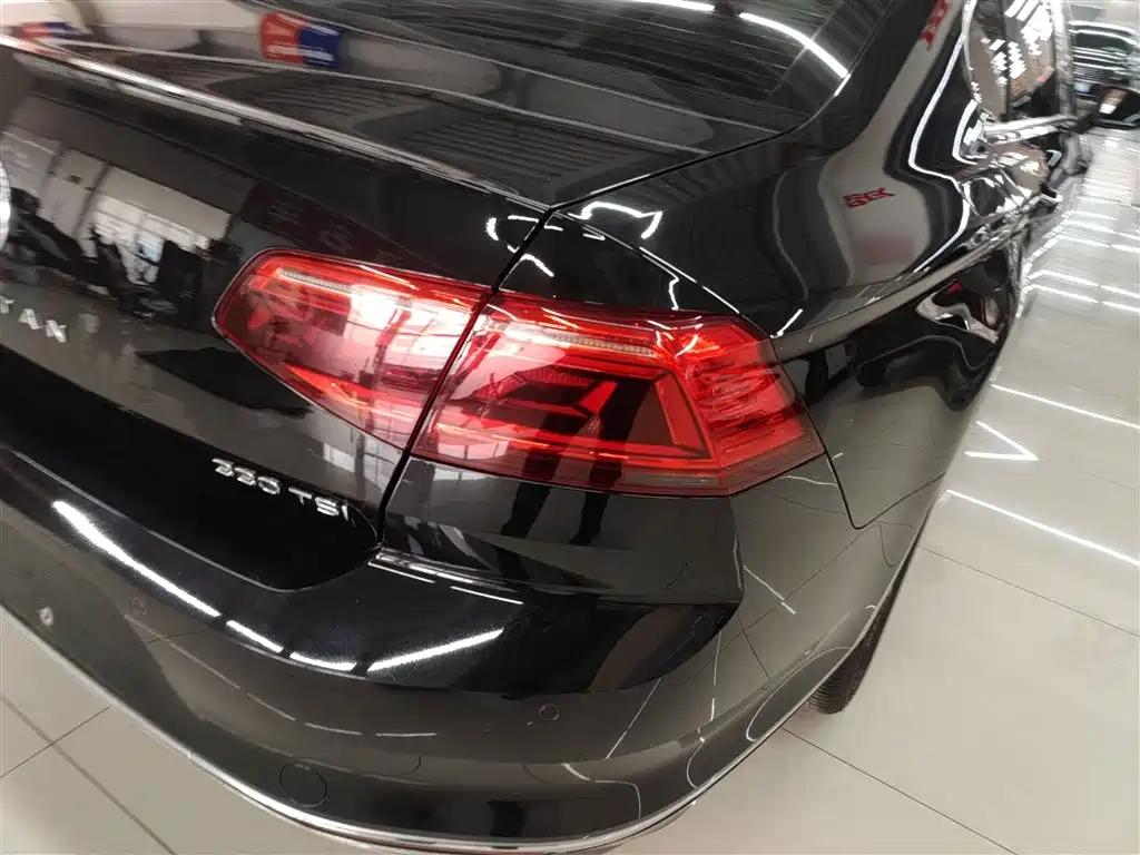 Volkswagen Magotan 2020 330TSI DSG Leading фото 24