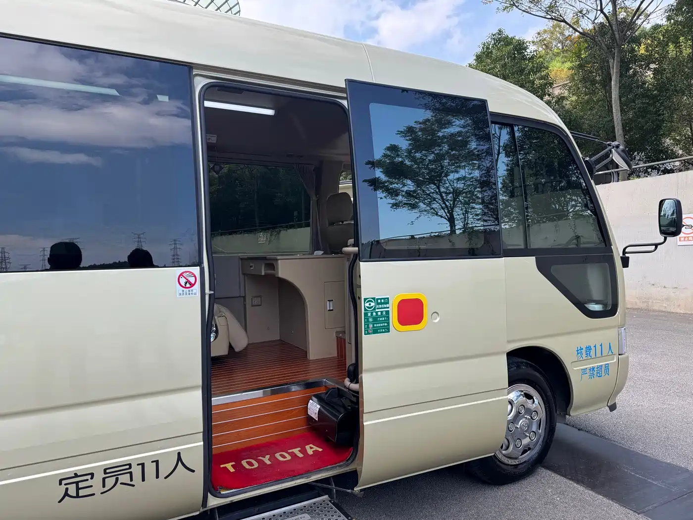 Toyota Coaster 2019 4.0L Luxury Vehicle GRB53L-ZCMEK 20-seater 9GR фото 51