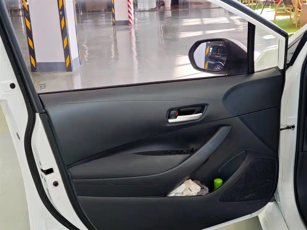 Toyota Corolla 2021 TNGA 1.5L CVT Pioneer Edition фото 10