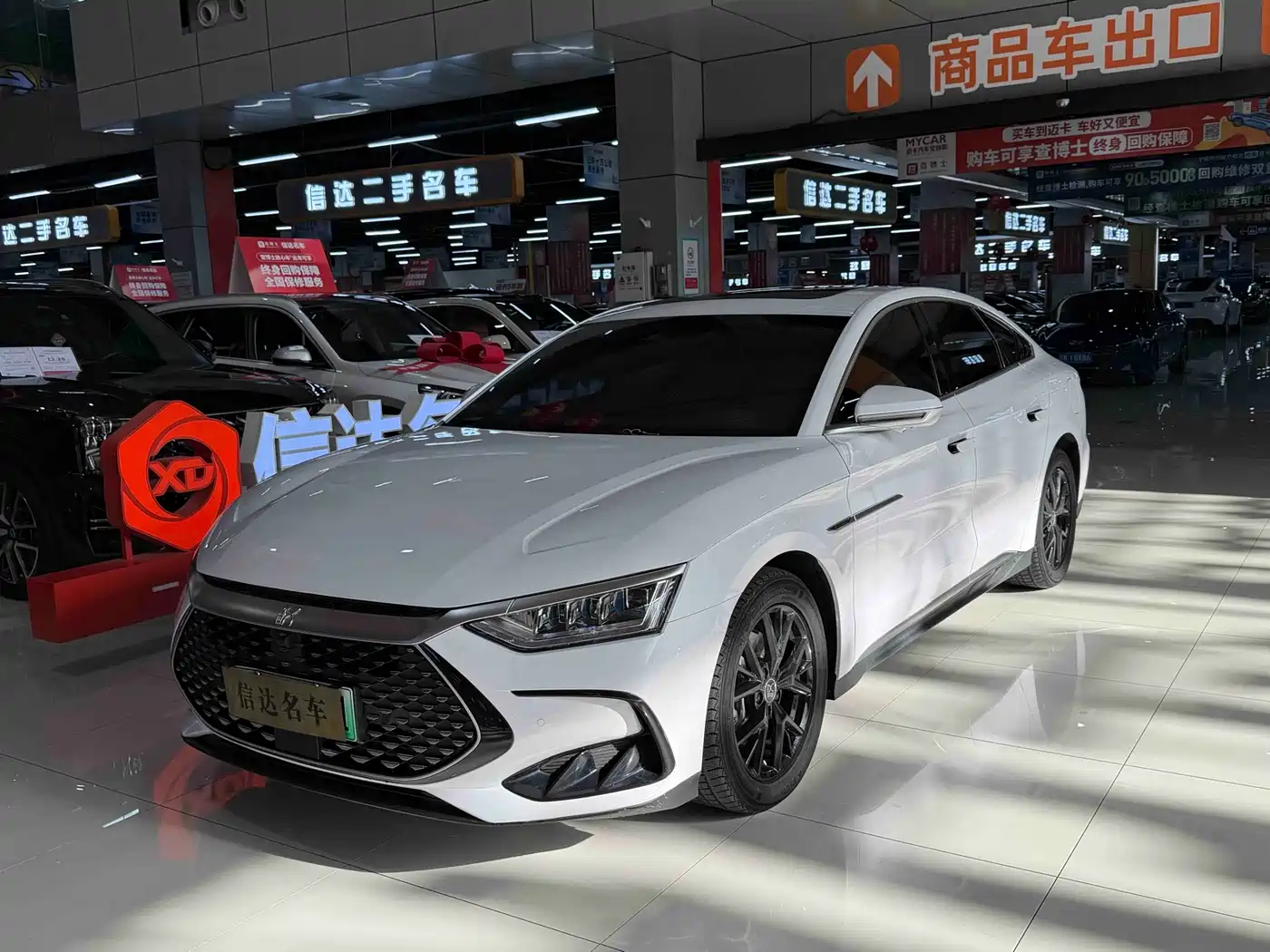 BYD Han 2023 DM-i Champion Edition 121KM Prestige
