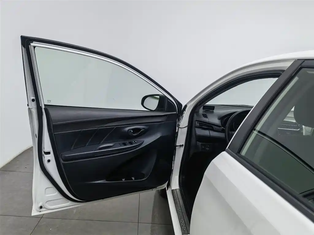 Toyota Vios 2014 1.5L Automatic Wisdom Edition фото 8