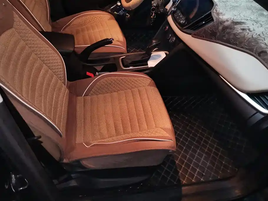 Chevrolet Monza 2020 320 Auto Joy Edition фото 8