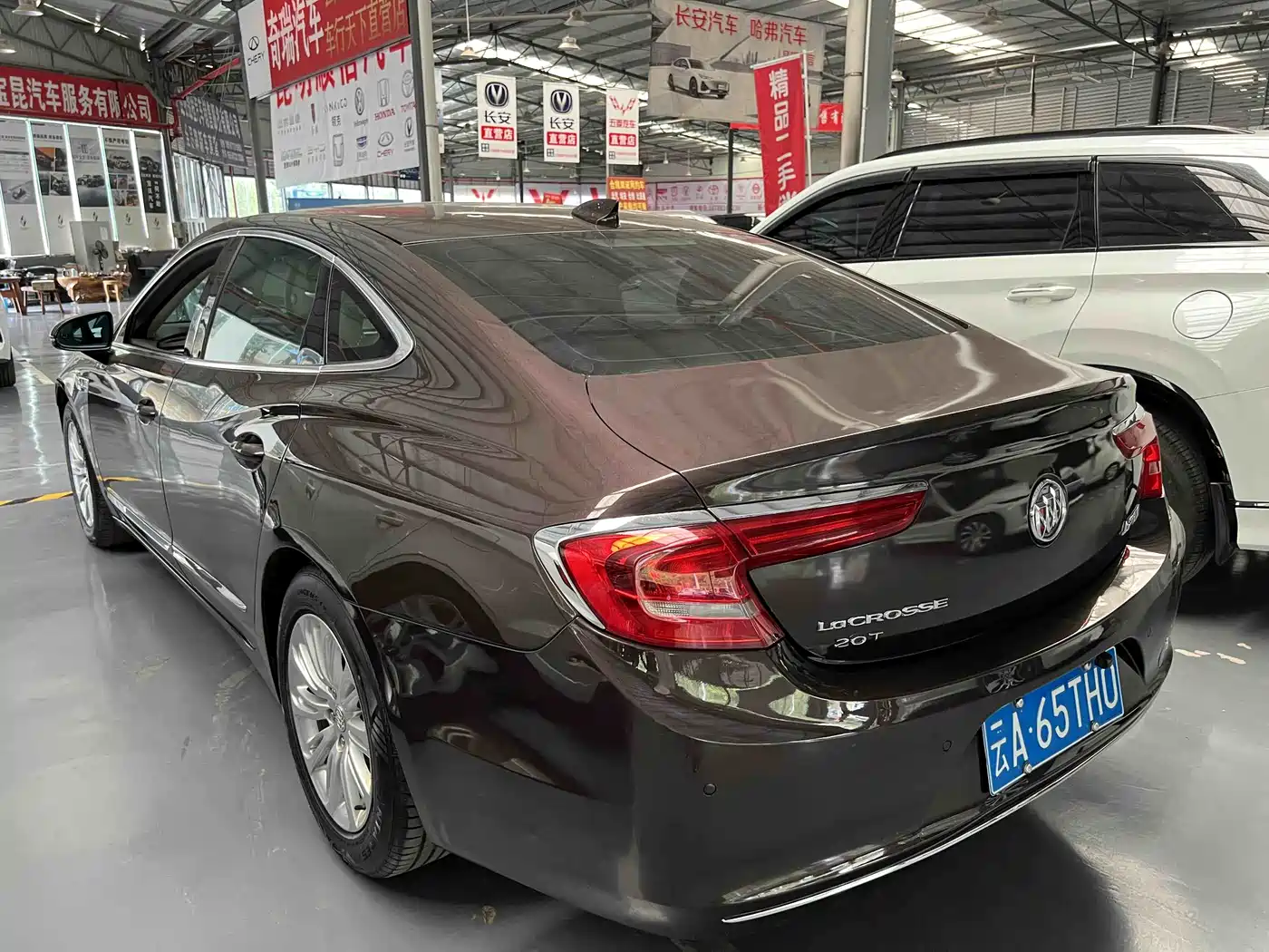 Buick LaCrosse 2016 Facelift 20T Leading фото 10