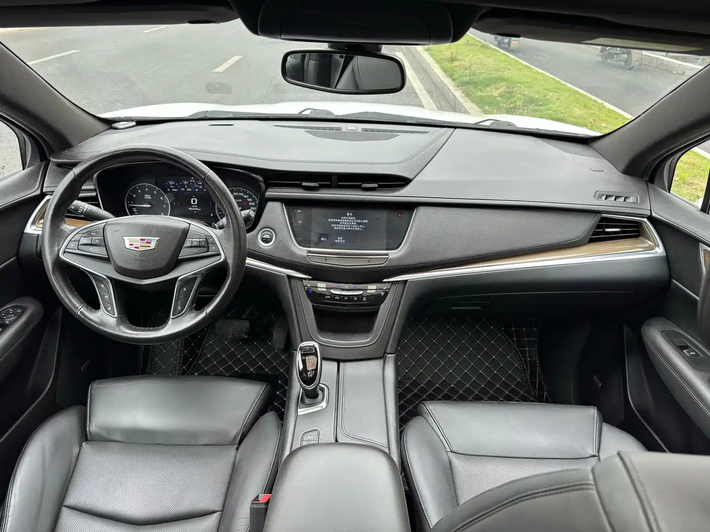 Cadillac XT5 2016 28T AWD Premium Model фото 6
