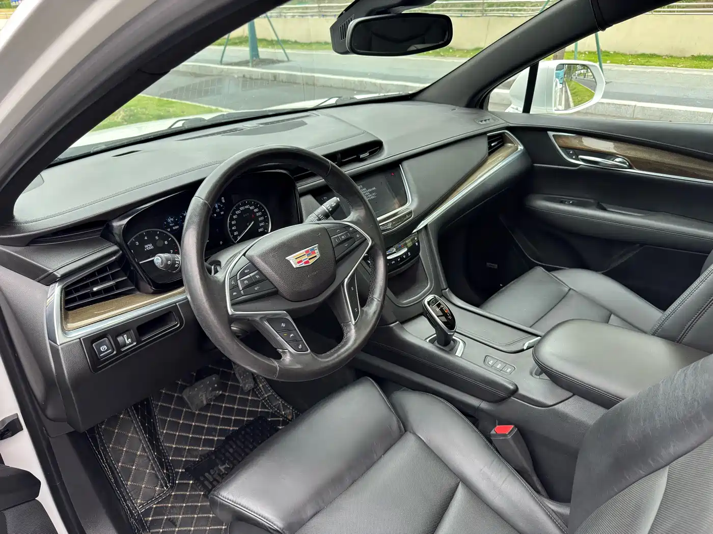 Cadillac XT5 2016 28T AWD Premium Model фото 3