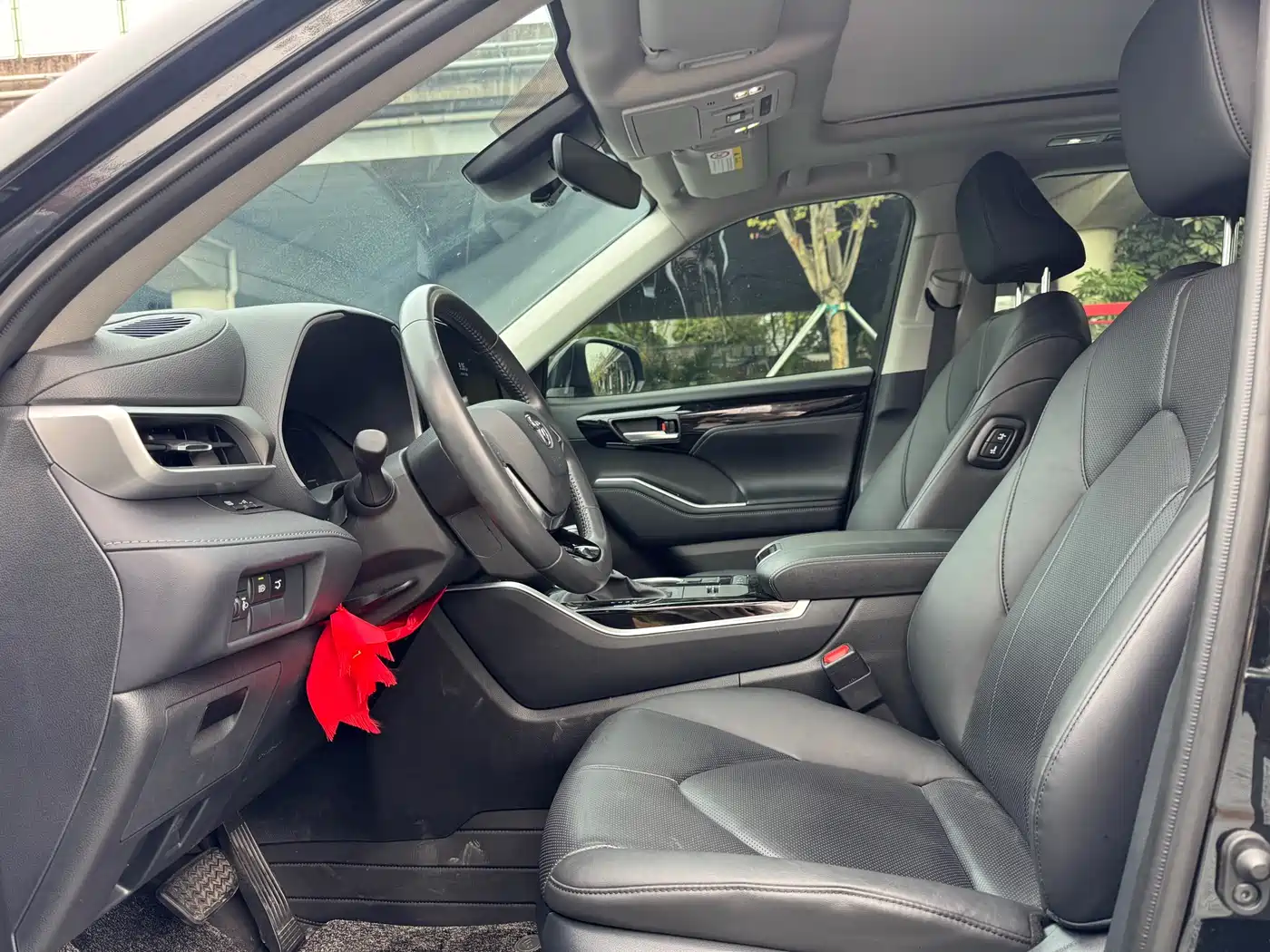 Toyota Highlander 2024 2.5L Smart Hybrid 4WD Luxury 7-seater фото 9