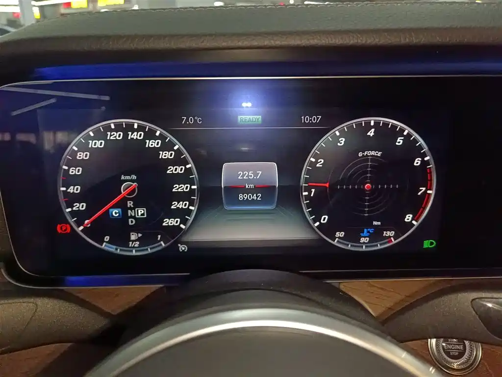Mercedes-Benz E-Class 2020 E 260 L фото 4