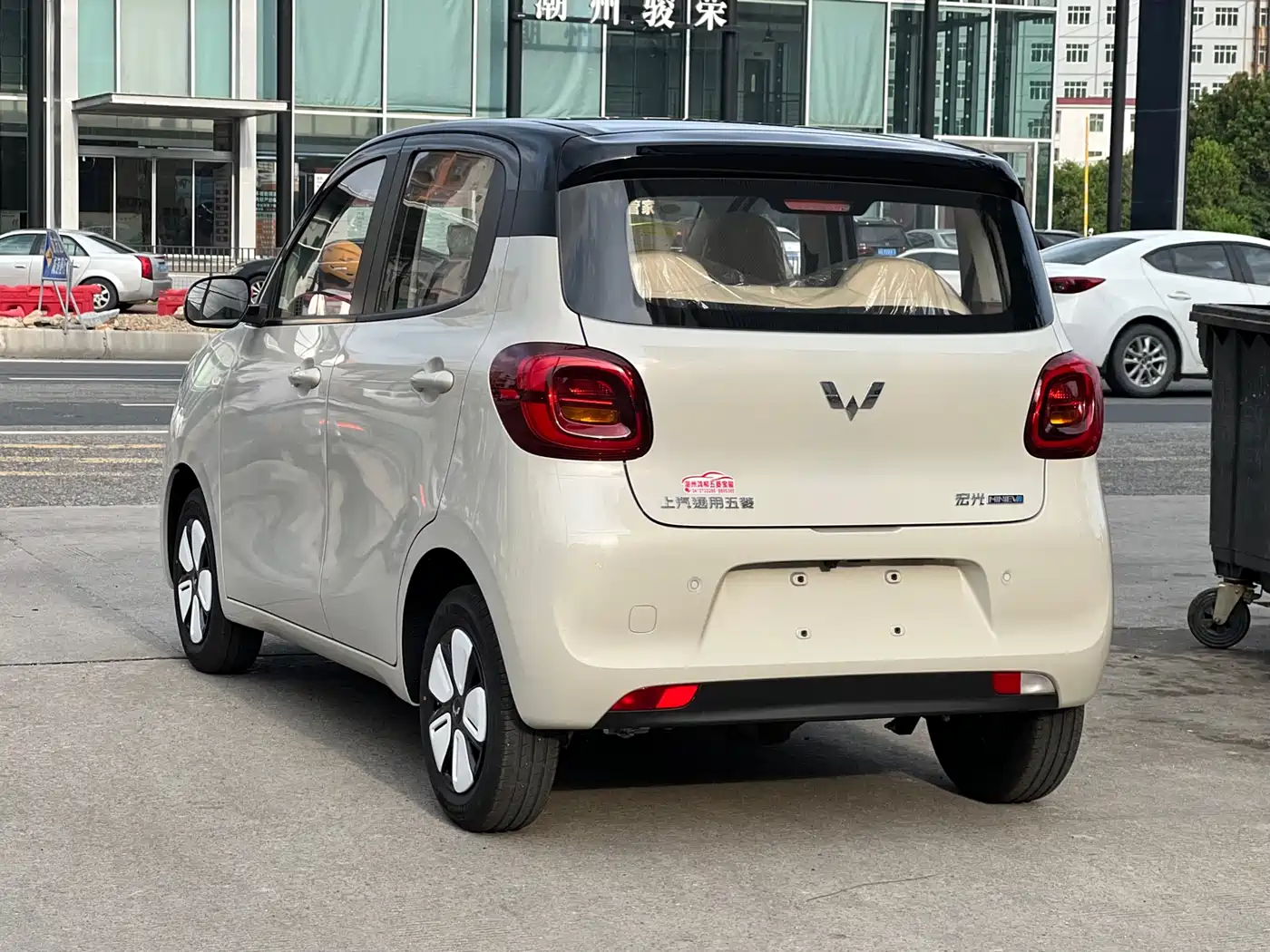 WULING AUTOMOBILE HONGGUANG MINIEV