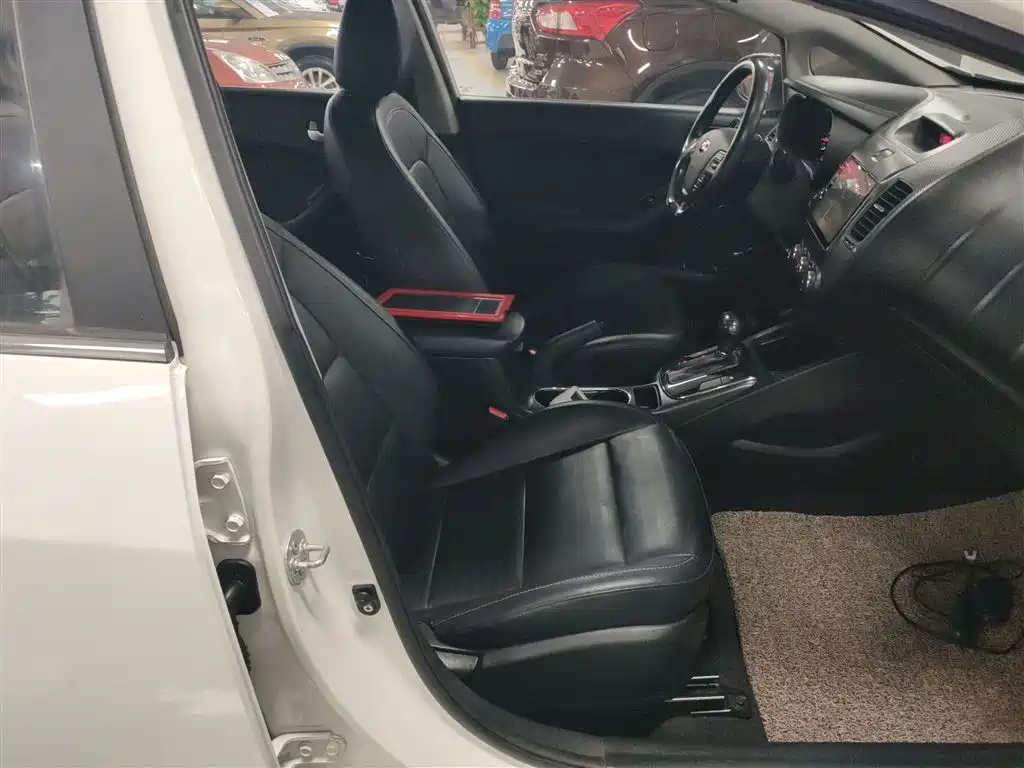 Kia K3 2017 1.6L Automatic 15th Anniversary Special GLS фото 20