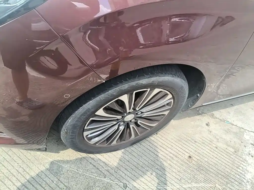 Фото 23 - Buick GL8