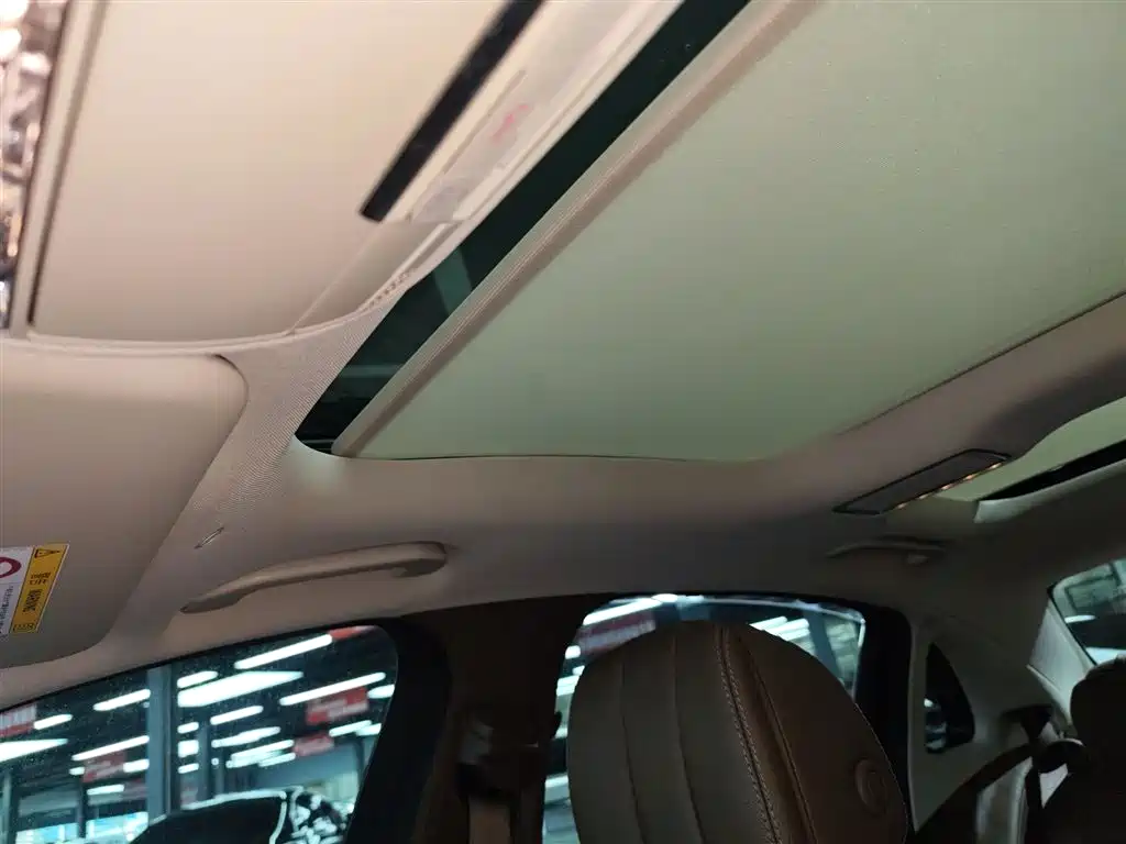 Mercedes-Benz E-Class 2022 Second Facelift E 300 L Luxury фото 14