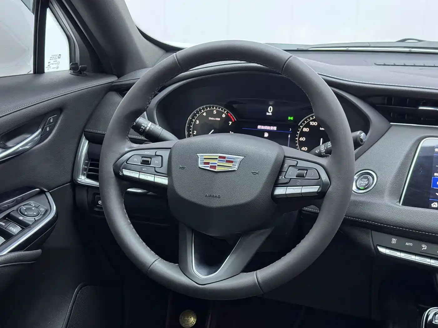 Cadillac XT4 2022 28T FWD Style фото 21