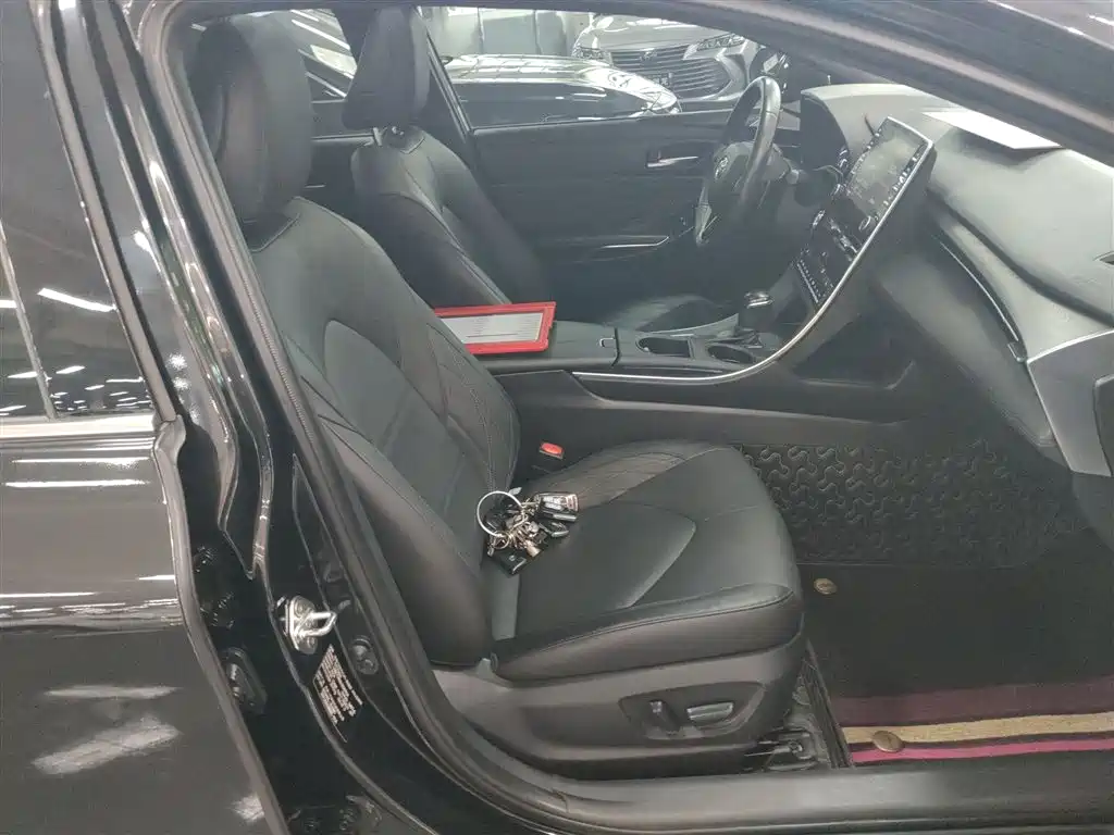 Toyota Avalon 2019 2.5L Touring Premium Edition China VI фото 20