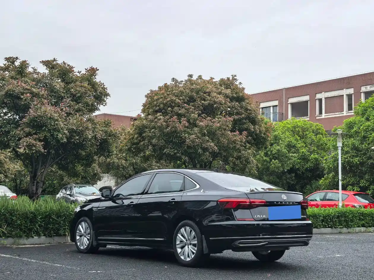 Volkswagen Passat 2019 330TSI Elite Version China VI фото 10