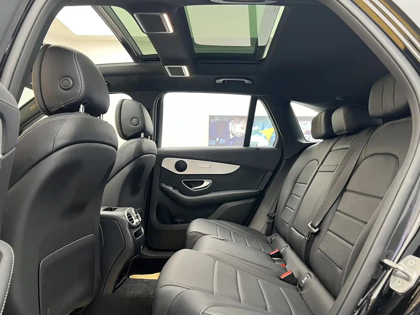 Mercedes-Benz GLC 2021 GLC 260 L 4MATIC Sporty фото 8