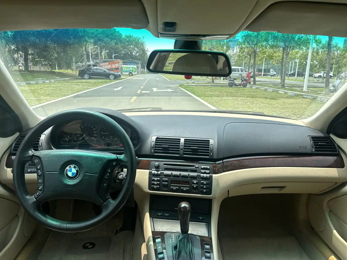 BMW 3 Series 2004 318i фото 29