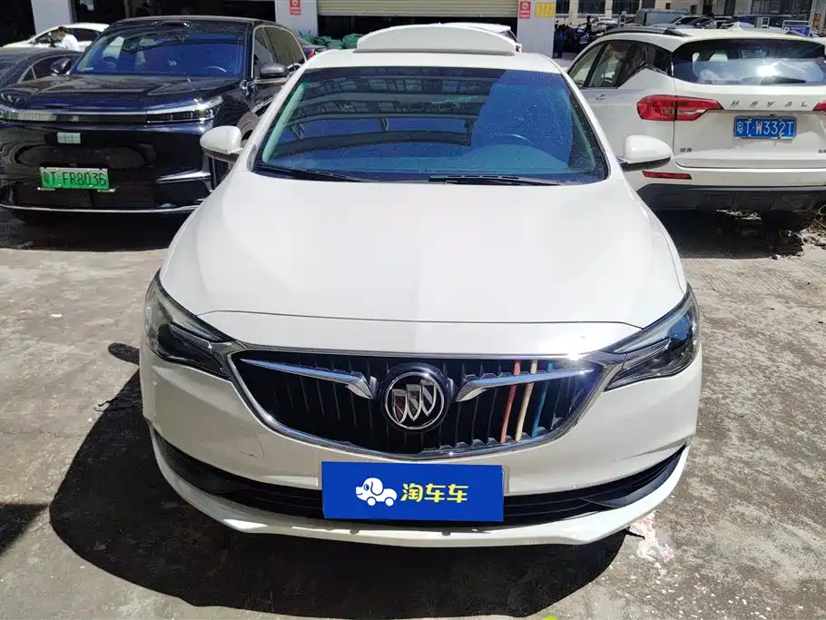 Buick Excelle 2018 15T Dual Clutch Elite (China V) фото 2