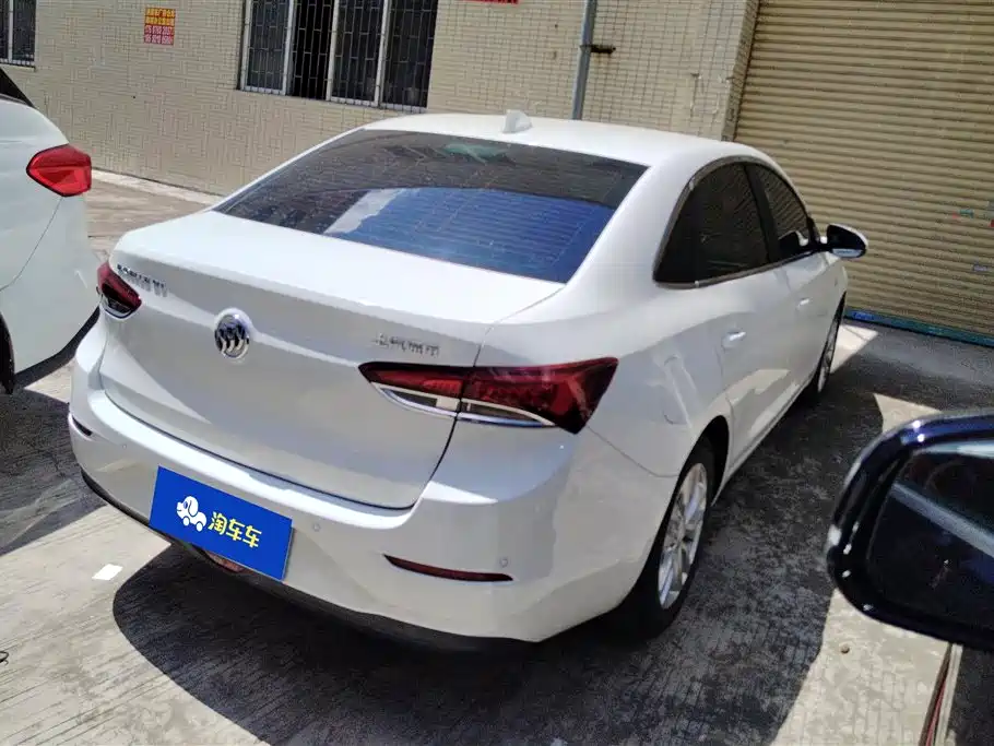 Buick Excelle 2018 15T Dual Clutch Elite (China V) фото 3